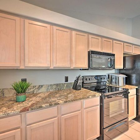 Pet-Friendly Escape With Dock And Kayaks In Cape Coral Villa Екстериор снимка