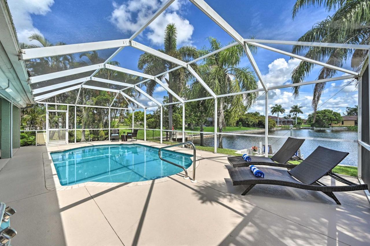 Pet-Friendly Escape With Dock And Kayaks In Cape Coral Villa Екстериор снимка