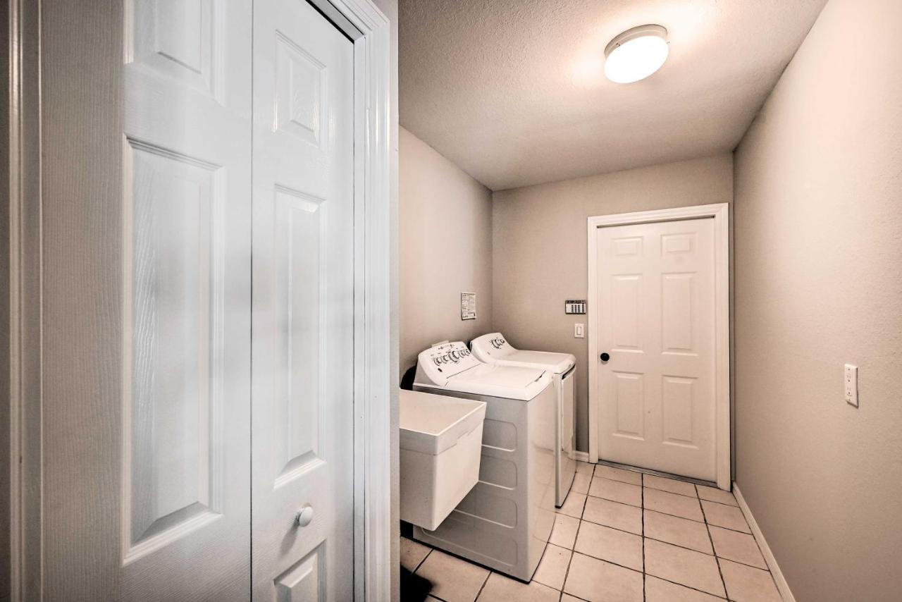 Pet-Friendly Escape With Dock And Kayaks In Cape Coral Villa Екстериор снимка